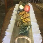 Plaasstyl Kaasbord Lank (met touhandvatsels) / Farmstyle Cheese Board (with Rope Handles)